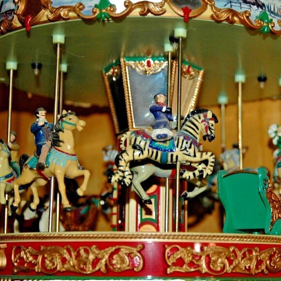 Mr. Christmas Holiday Merry Go Round Musical Animated Carousel - Picture 8 of 11